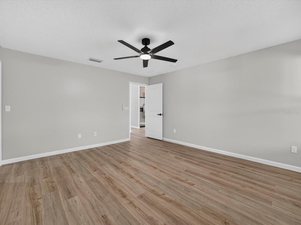 331 APPALOOSA COURT — photo 19 of 43