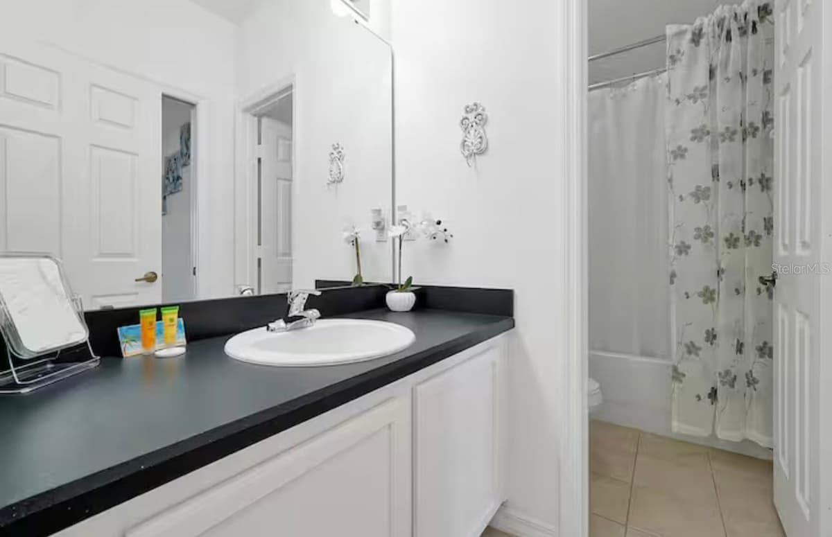 559 CADIZ LOOP — photo 19 of 28