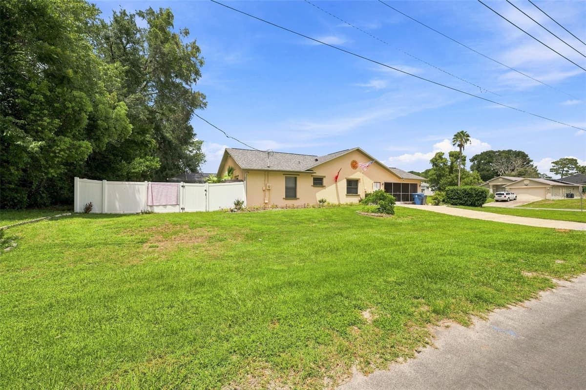 4292 ELWOOD ROAD — photo 47 of 62
