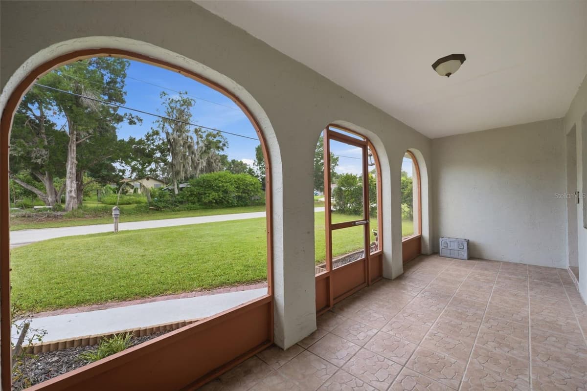 708 NOLA STREET — photo 6 of 43
