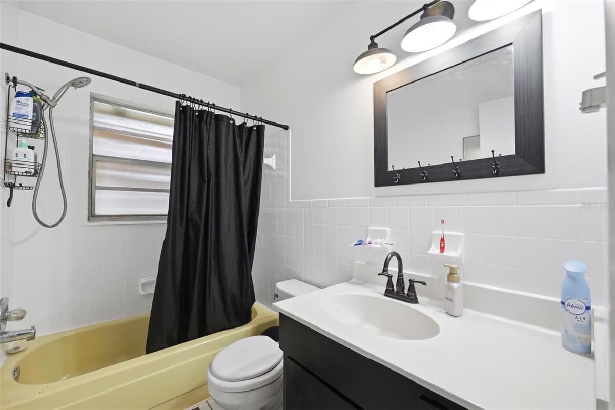708 NOLA STREET — photo 15 of 43