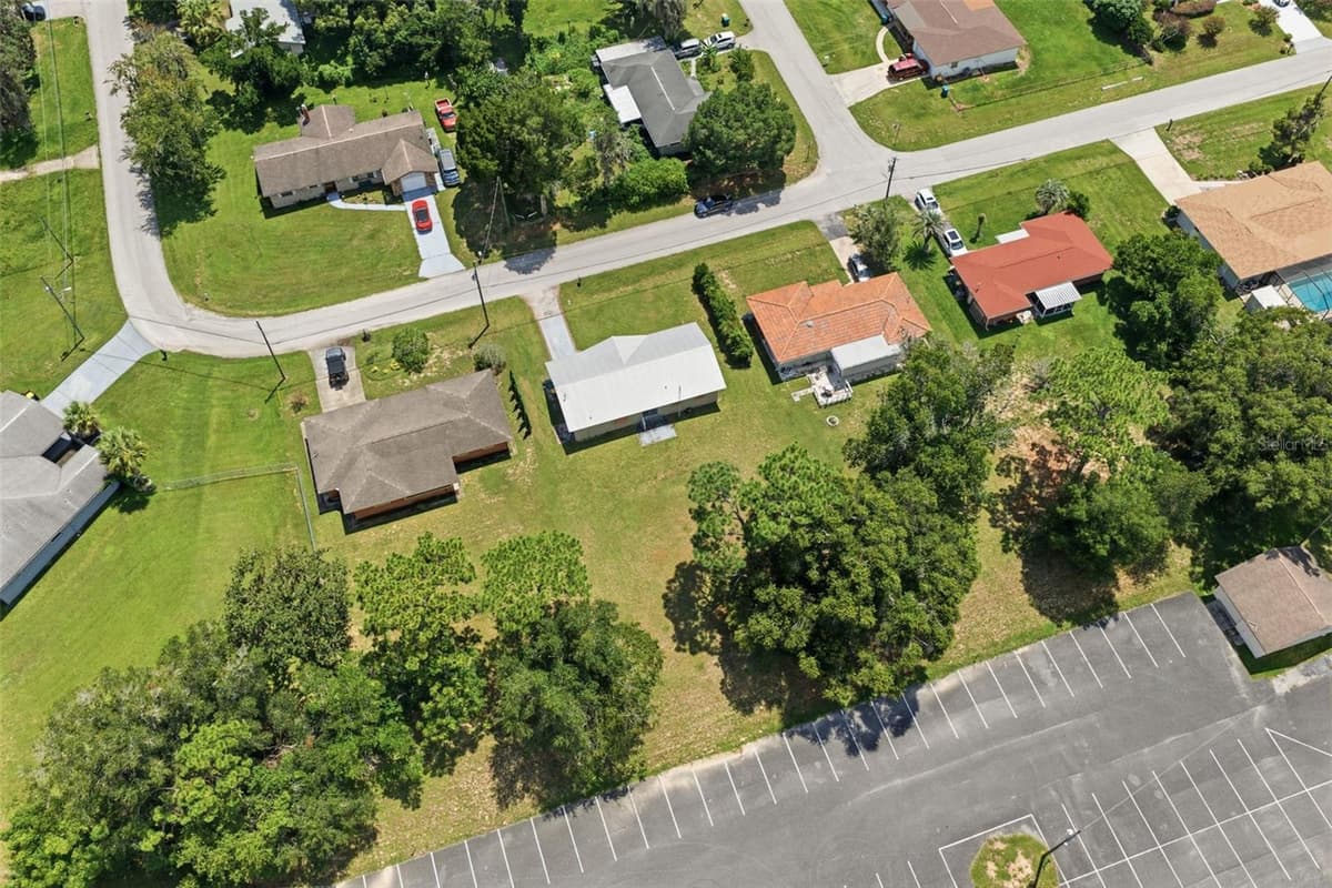708 NOLA STREET — photo 34 of 43