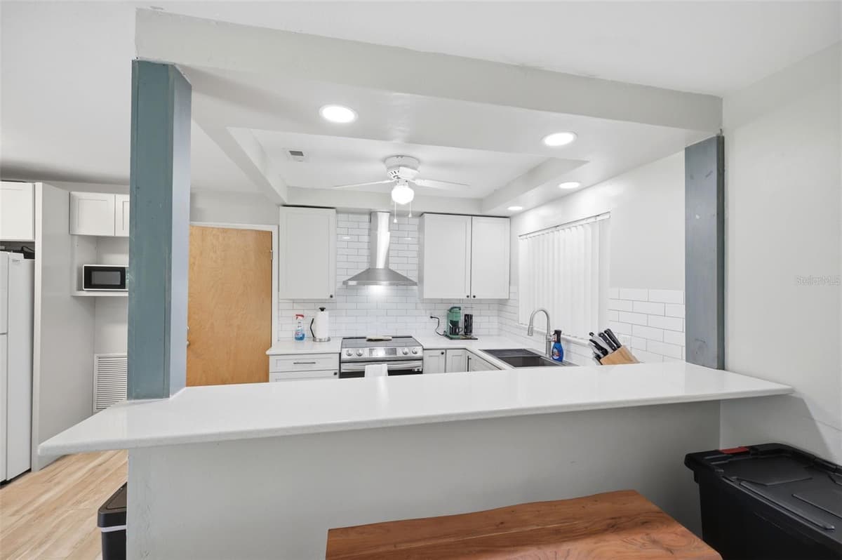 708 NOLA STREET — photo 10 of 43