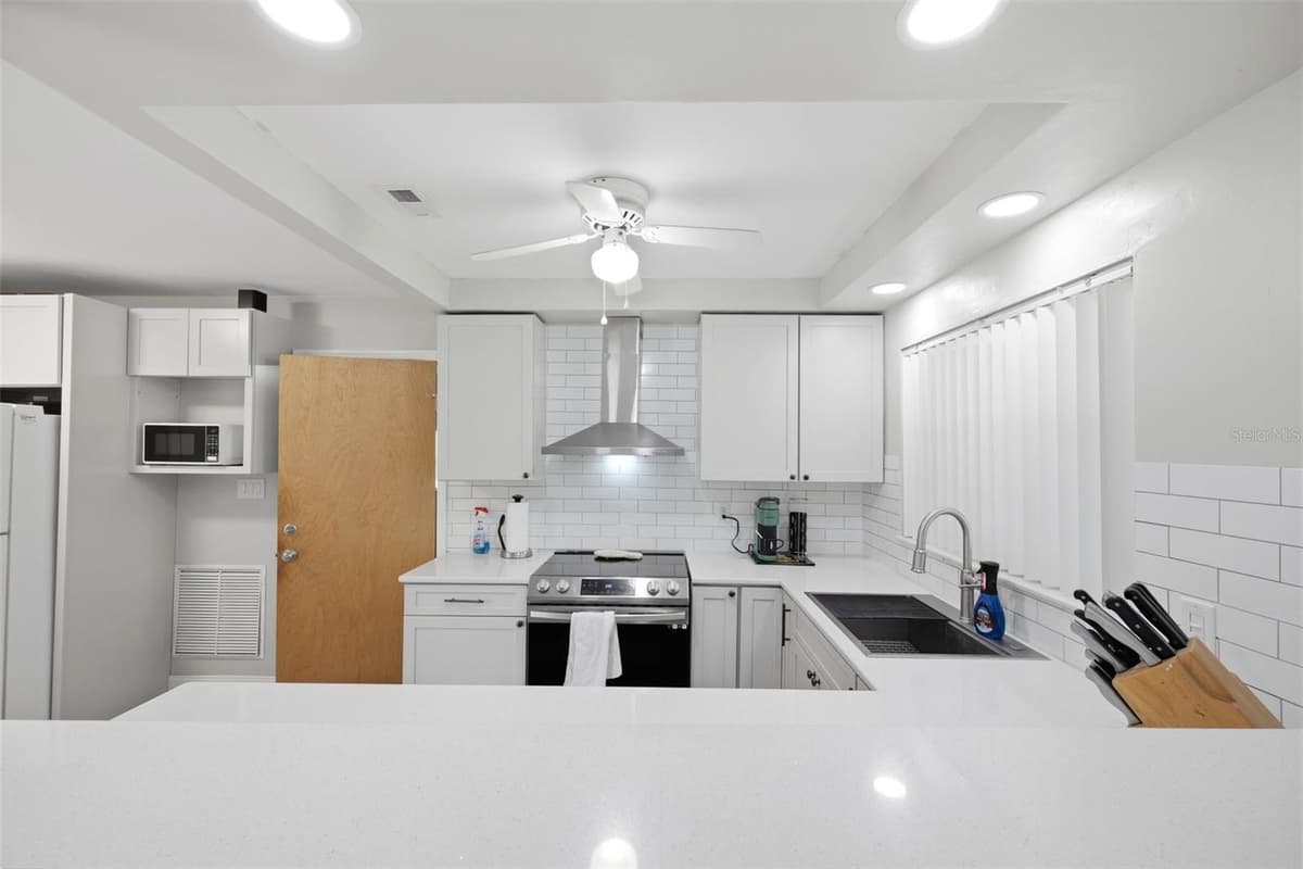 708 NOLA STREET — photo 40 of 43