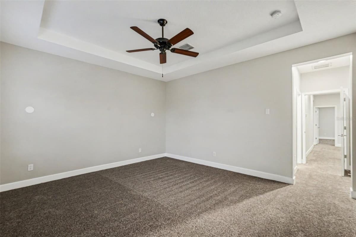 11188 GRAND WINTHROP AVENUE — photo 3 of 15