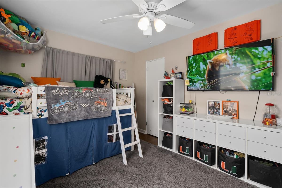 2907 VINE STREET — photo 25 of 34
