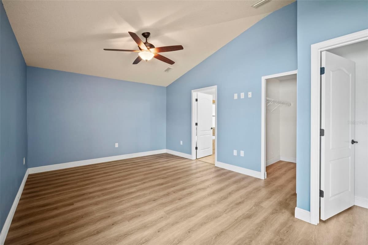 4854 BOREALIS COURT — photo 15 of 32