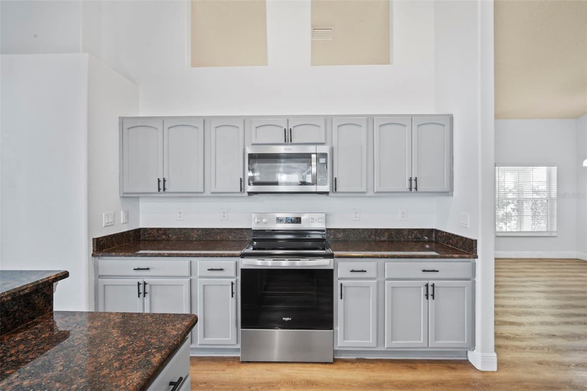 4854 BOREALIS COURT — photo 6 of 32