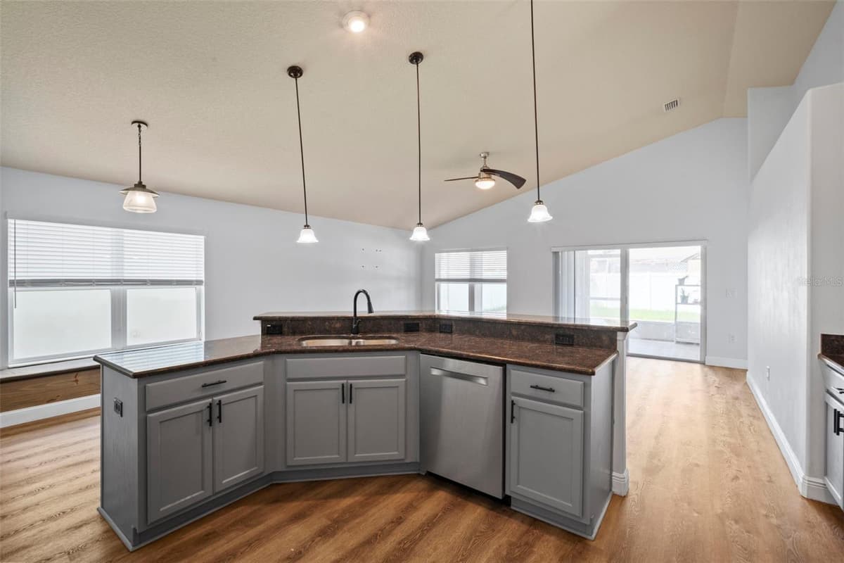 4854 BOREALIS COURT — photo 4 of 32