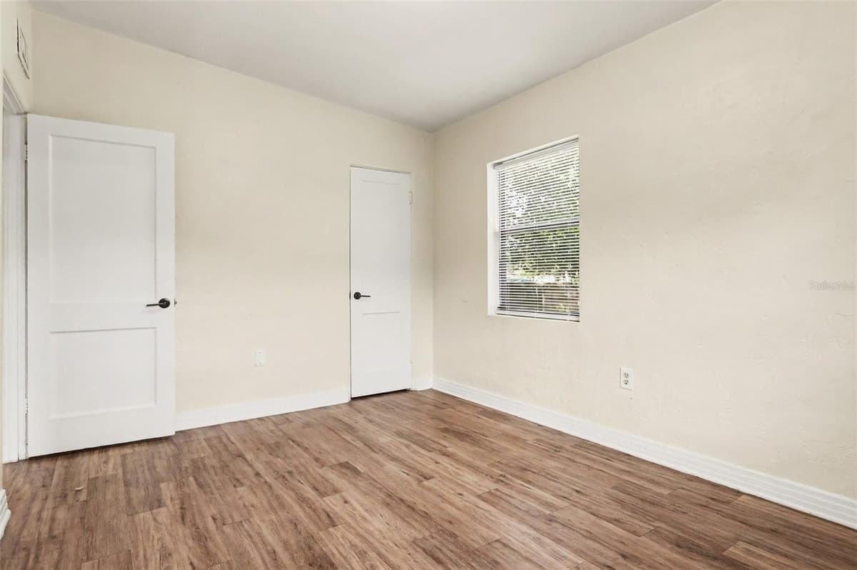 1015 EMERALDA ROAD — photo 6 of 15