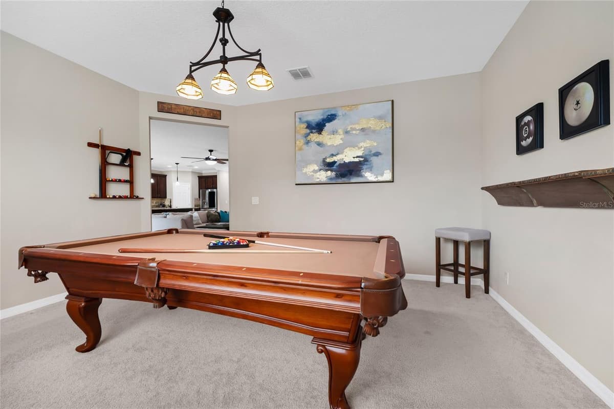 10037 LEYBURN COURT — photo 15 of 50