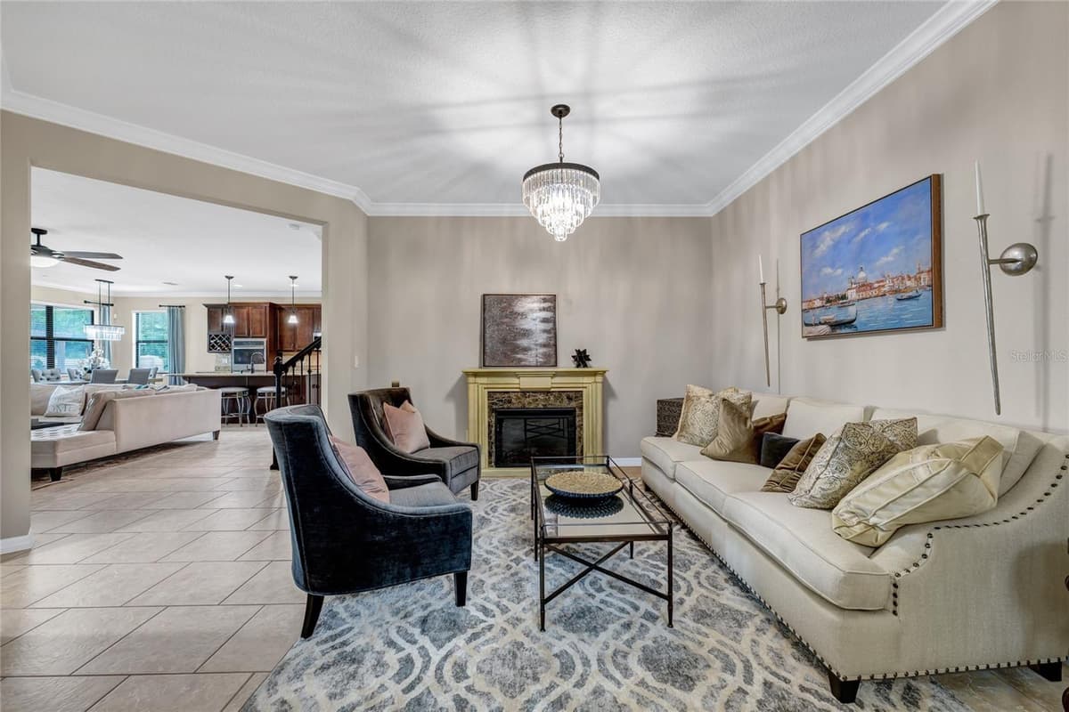 10037 LEYBURN COURT — photo 3 of 50