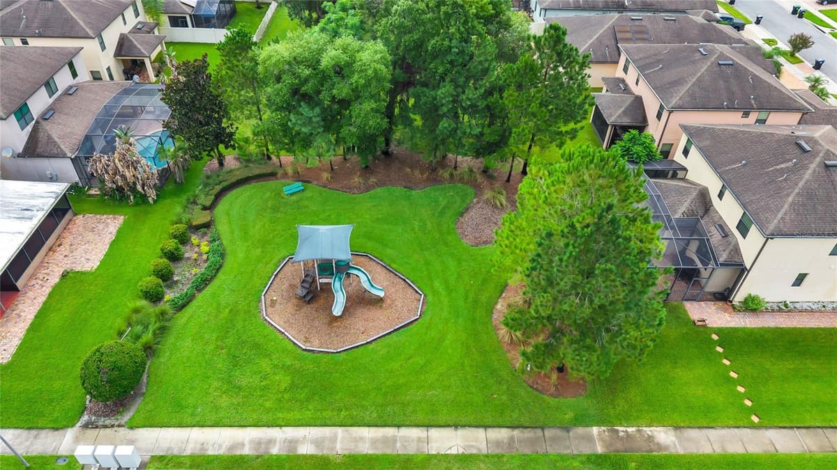 10037 LEYBURN COURT — photo 47 of 50