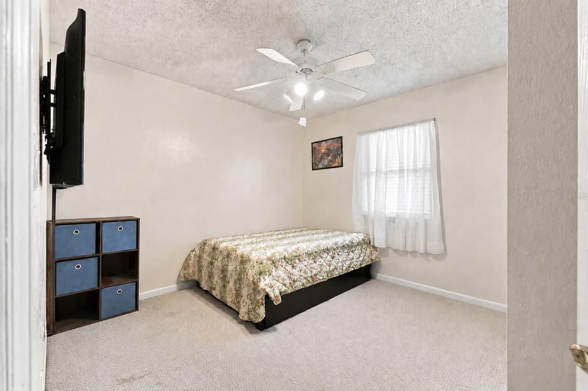 133 REBECCA DRIVE — photo 32 of 47