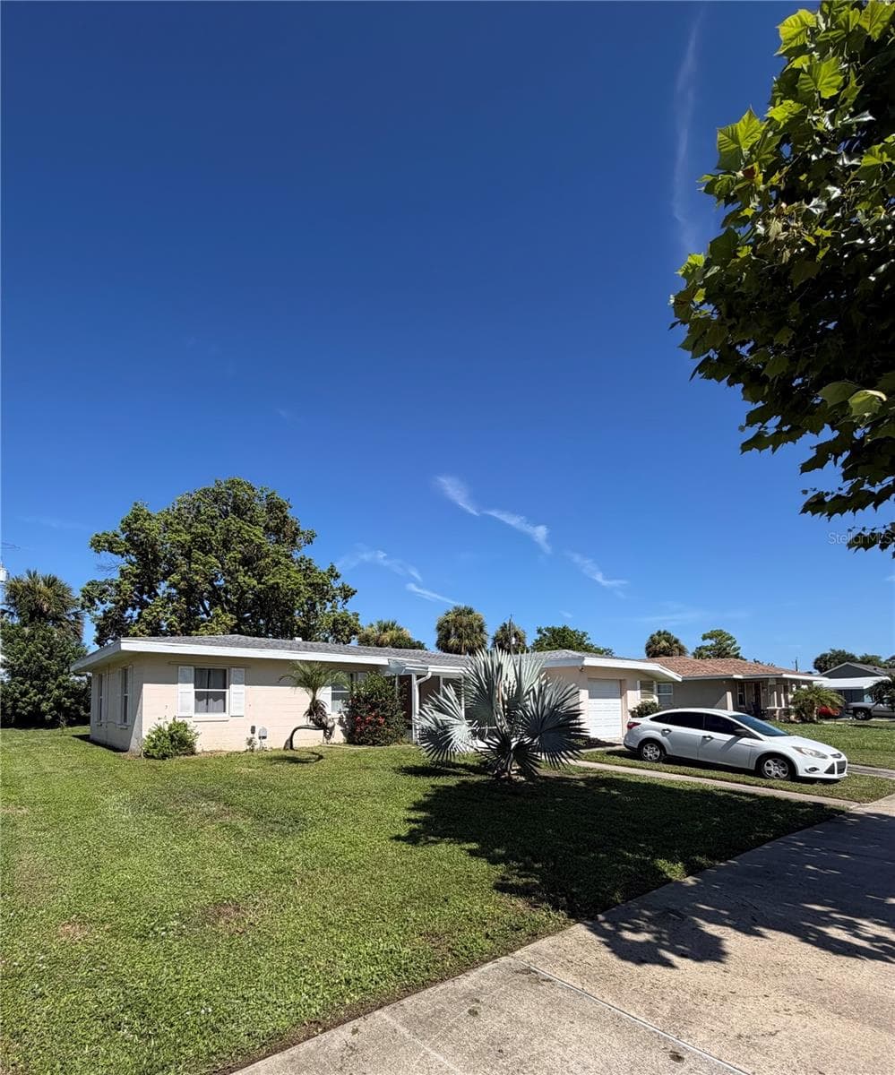 2353 ELKCAM BOULEVARD — photo 4 of 5