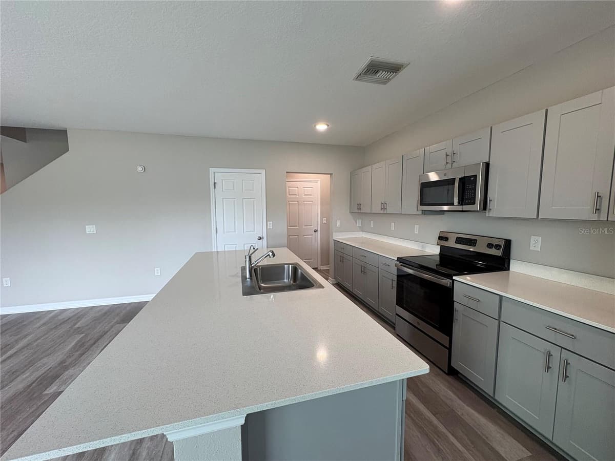 4381 PUMICE DRIVE — photo 8 of 28