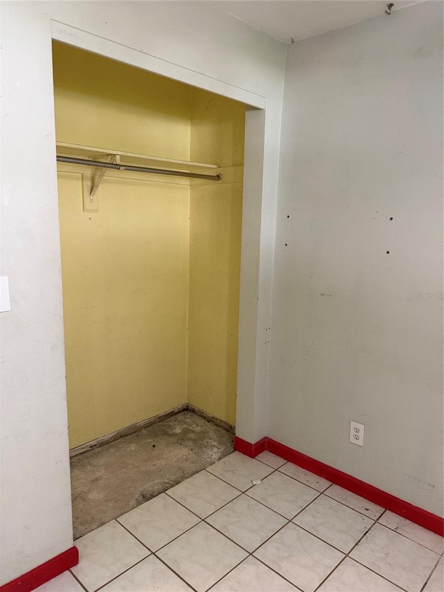 501 PALM AVENUE — photo 15 of 17