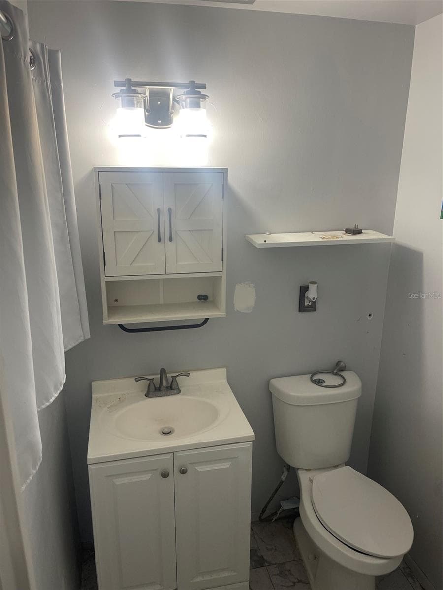 501 PALM AVENUE — photo 13 of 17