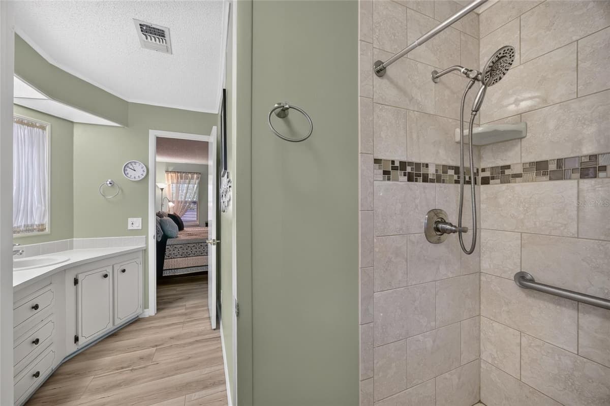 501 LA PLAYA CIRCLE — photo 24 of 46