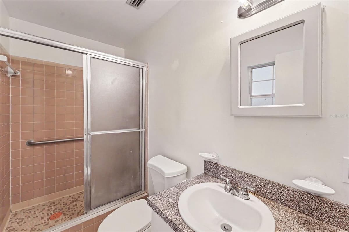 8121 OLA AVENUE — photo 17 of 31