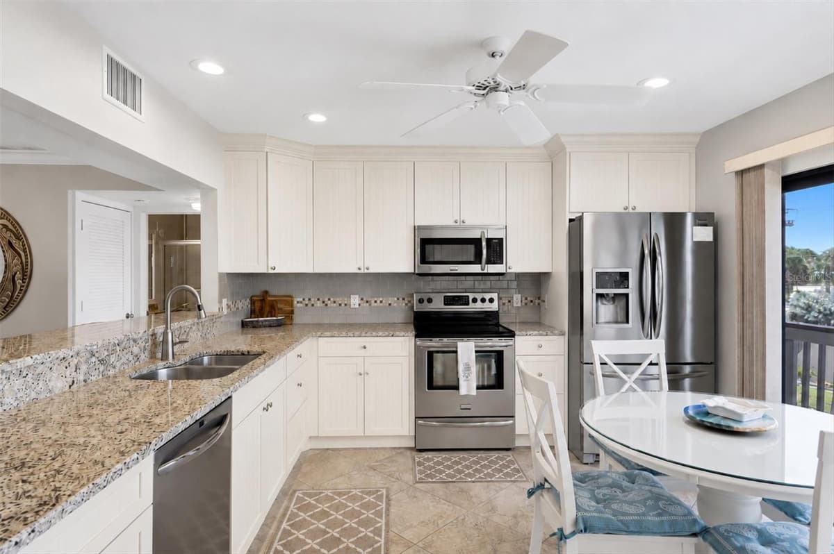 1187 LAKE HOUSE CIRCLE — photo 17 of 52
