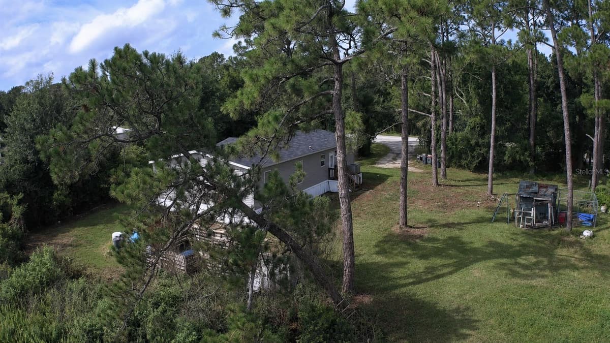 4550 POLK CITY ROAD — photo 7 of 23
