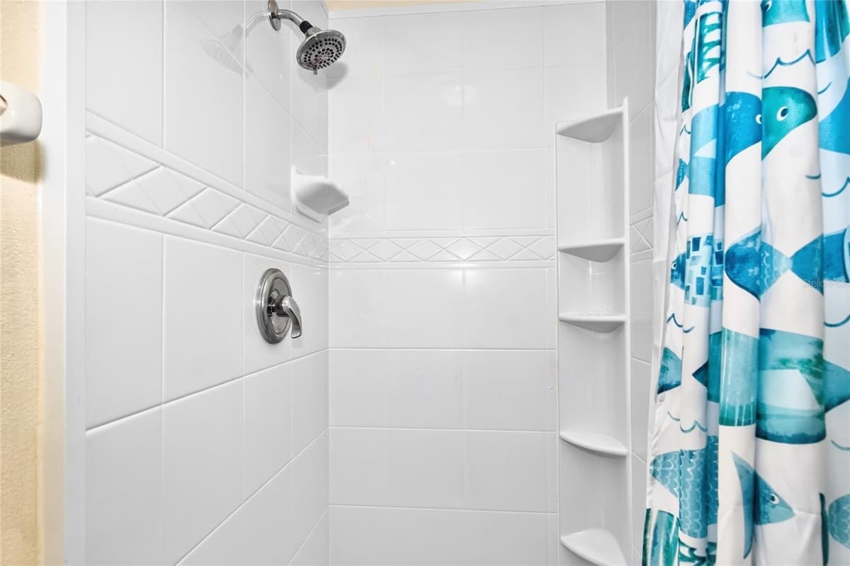 2245 GREENWICH DRIVE — photo 31 of 49