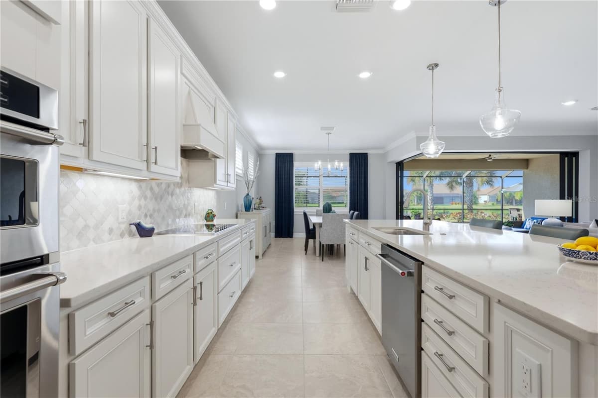 13316 PELTO STREET — photo 19 of 85