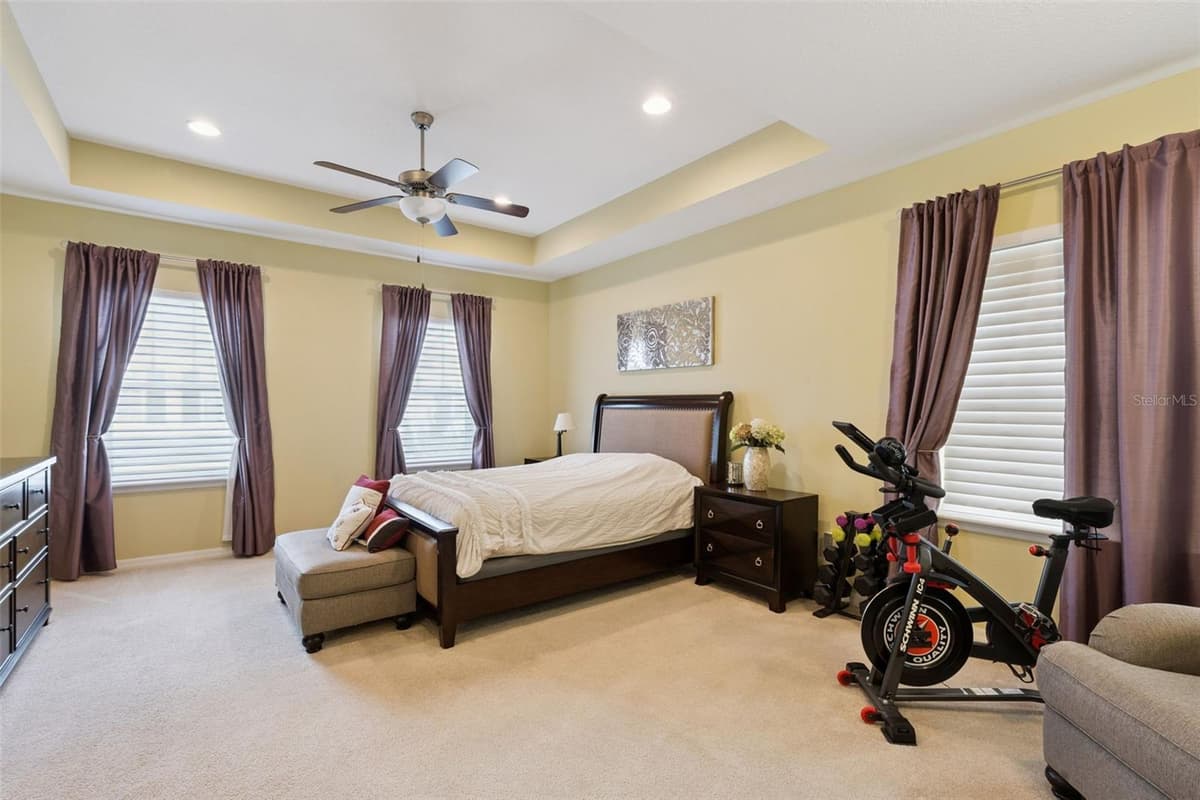 1425 RESOLUTE STREET — photo 18 of 41
