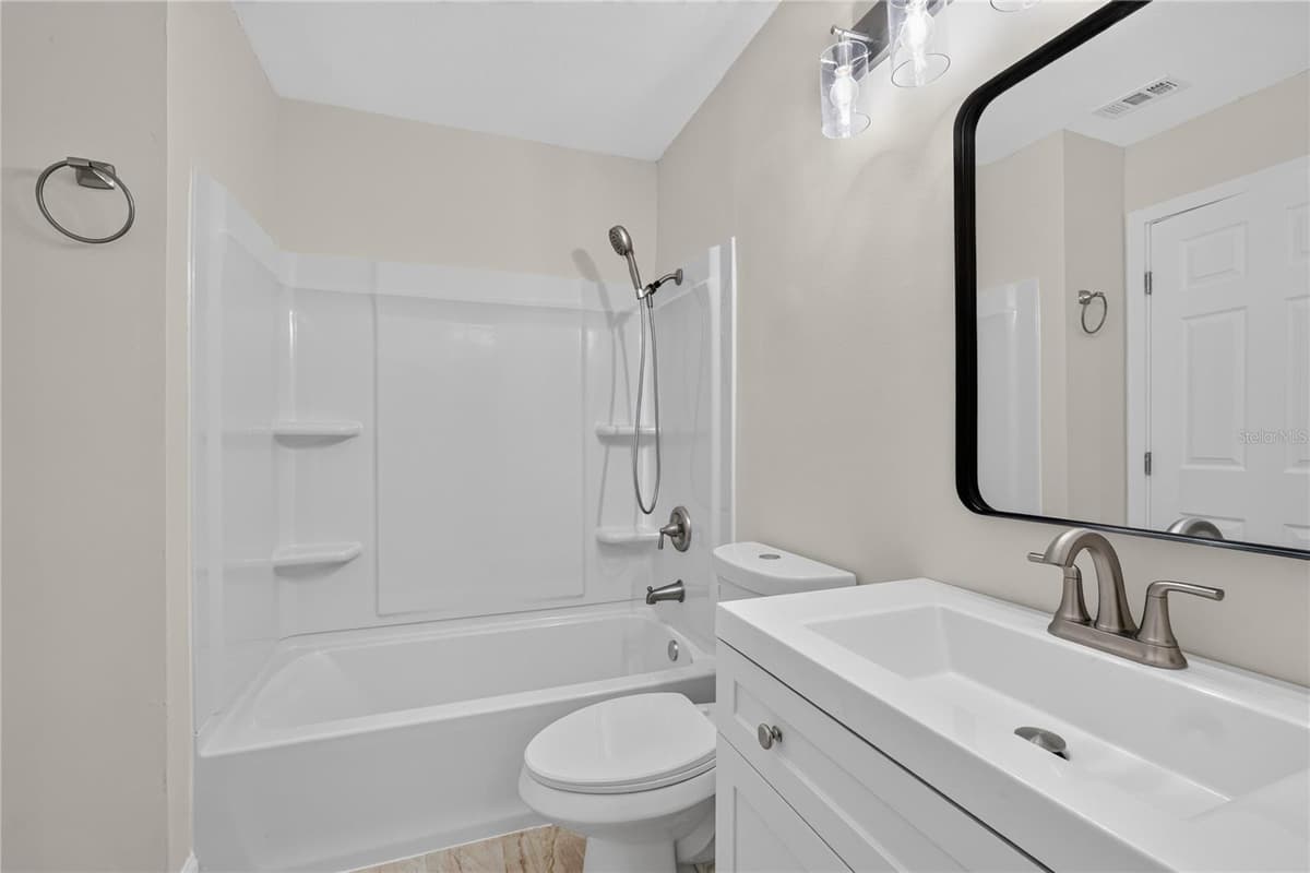 610 COLORADO PLACE — photo 18 of 22