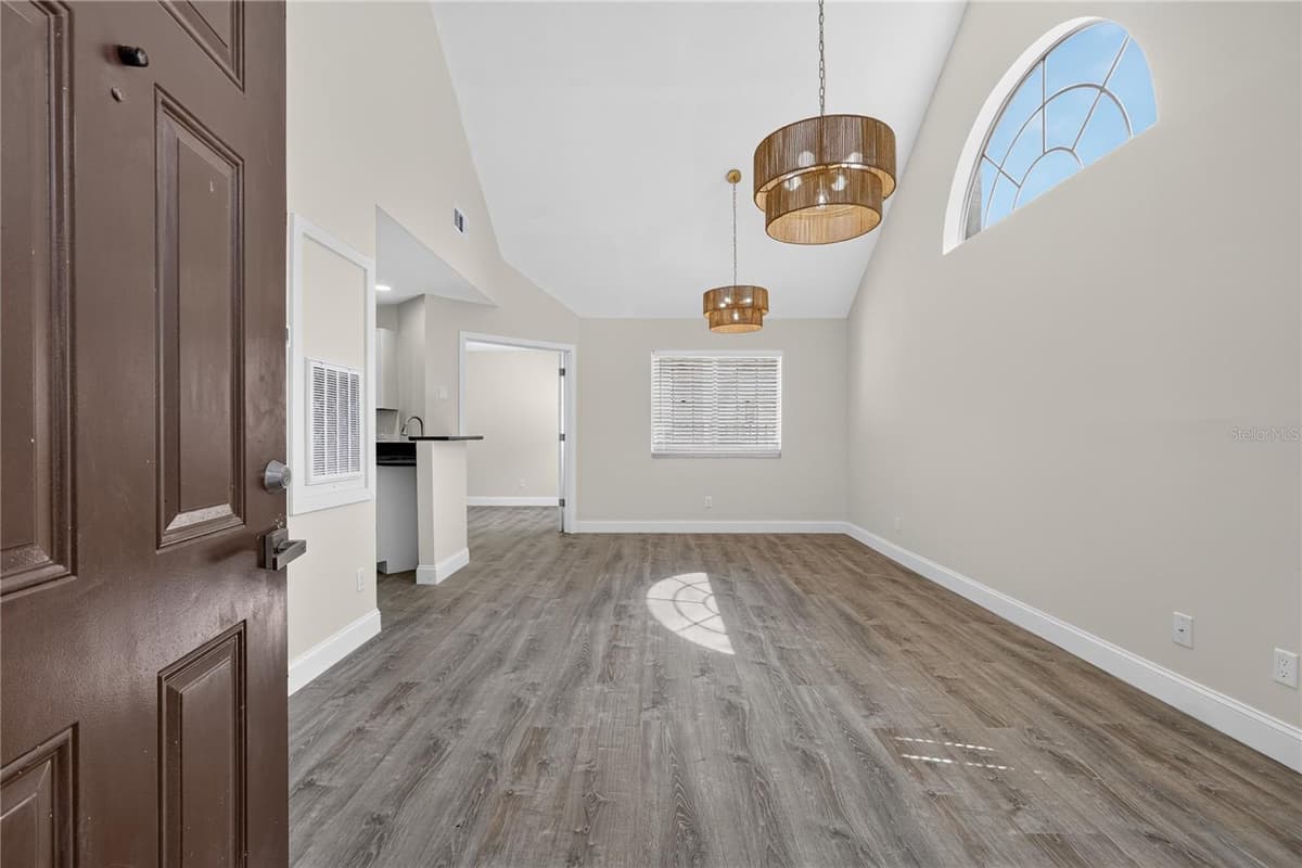 610 COLORADO PLACE — photo 5 of 22