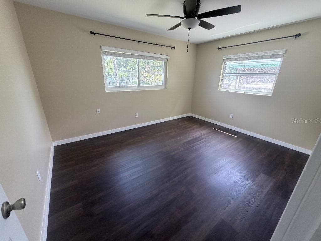 2209 EUCLID CIRCLE — photo 6 of 36