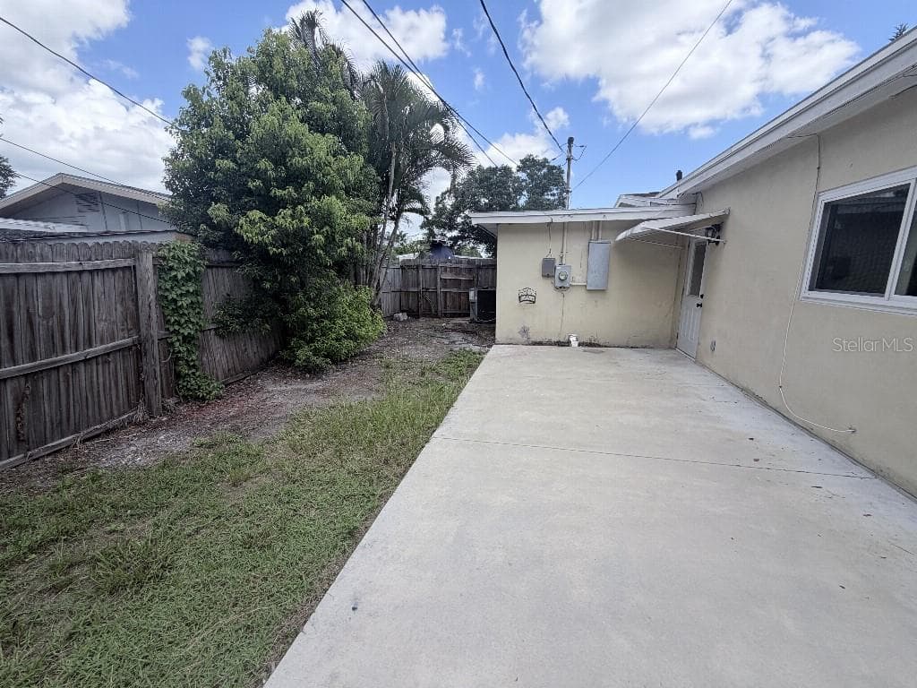 2209 EUCLID CIRCLE — photo 36 of 36
