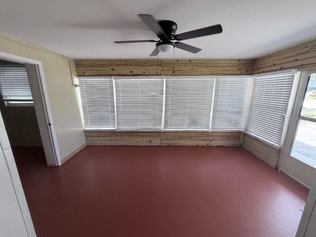 2209 EUCLID CIRCLE — photo 13 of 36
