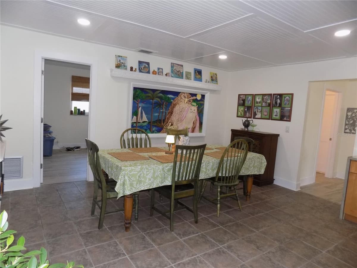 1874 WATEROAK DRIVE — photo 6 of 22