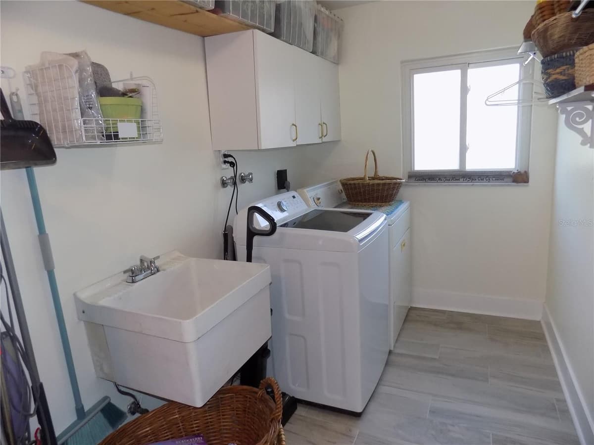 1874 WATEROAK DRIVE — photo 14 of 22