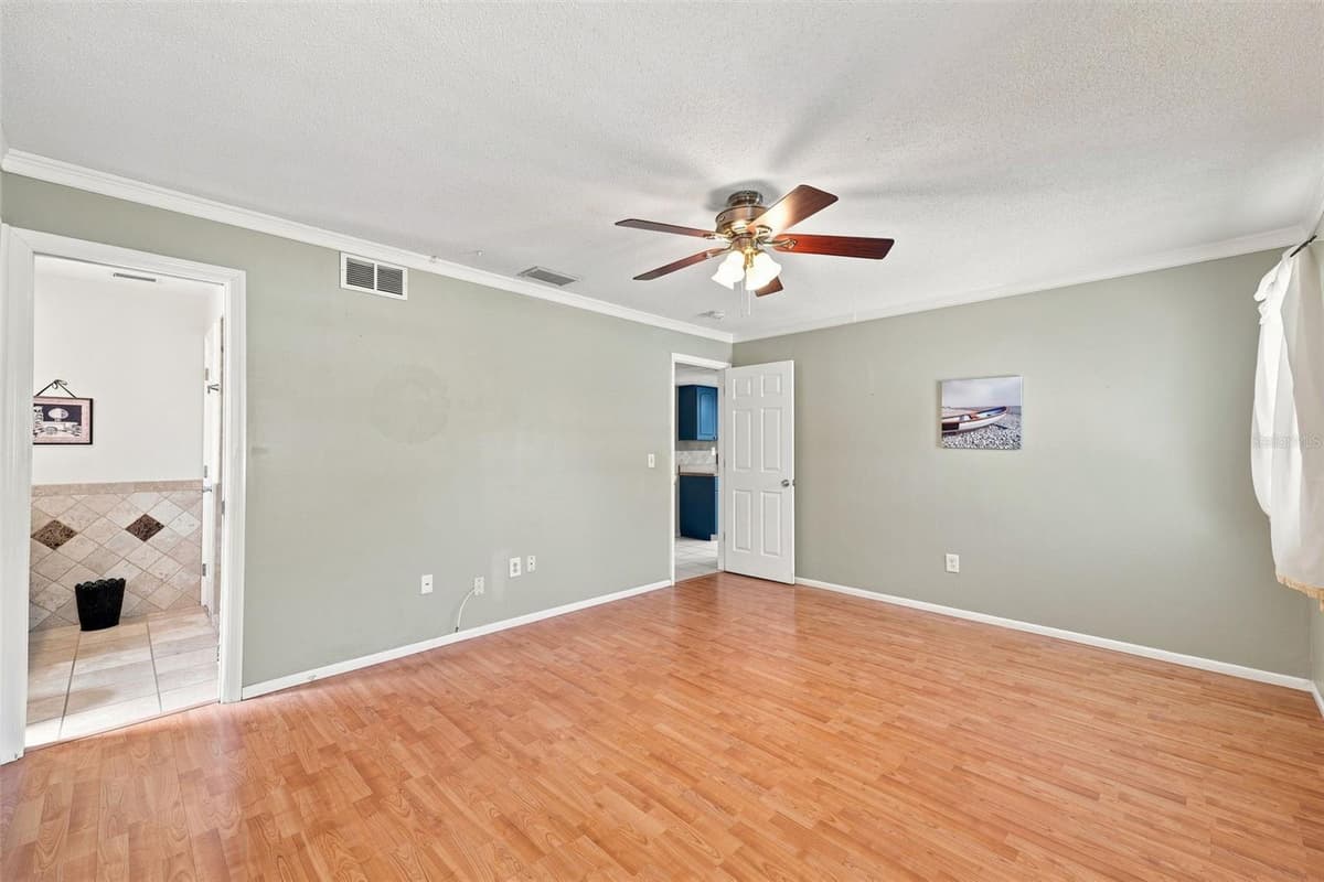 2069 KINGFISHER DRIVE — photo 25 of 49