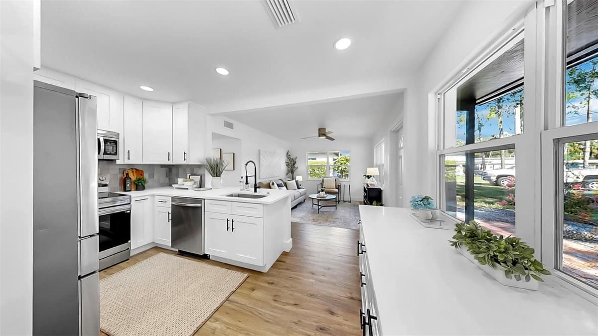 4112 LAWN AVENUE — photo 50 of 55