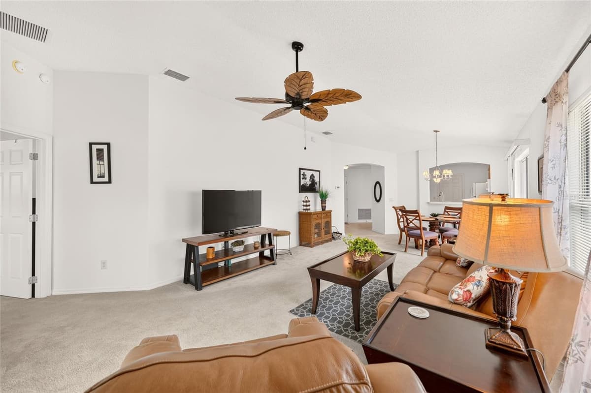 1049 JACKSON STREET — photo 15 of 33