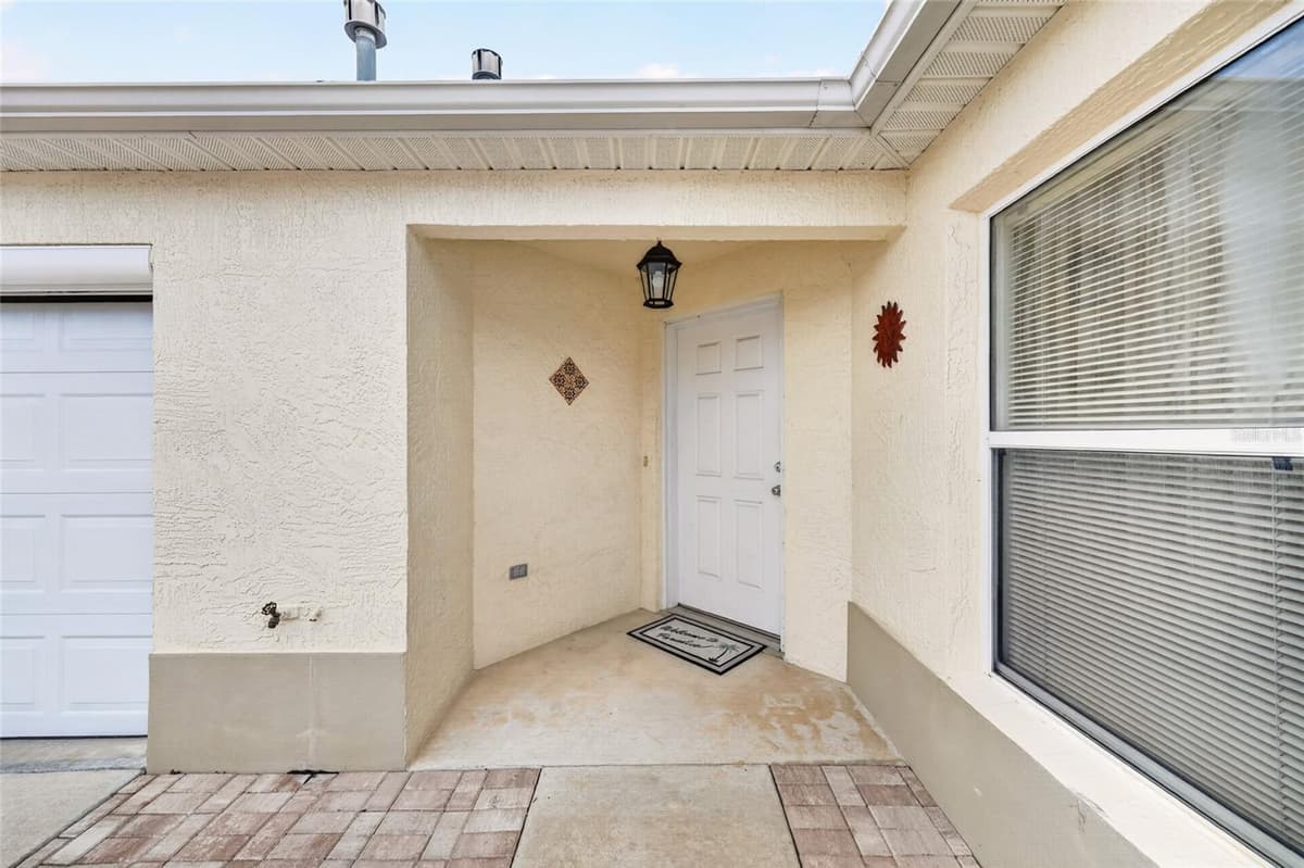 1049 JACKSON STREET — photo 5 of 33
