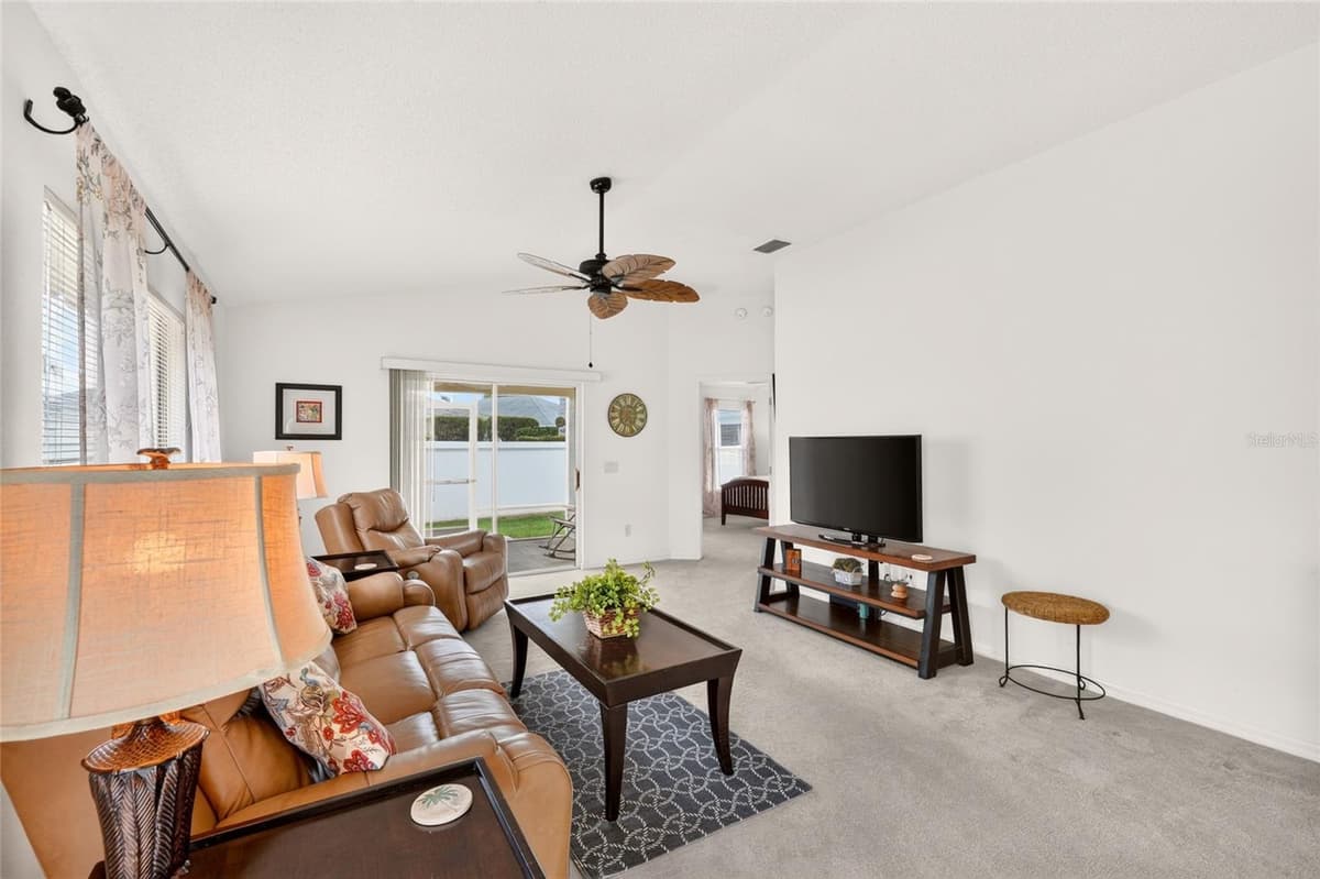 1049 JACKSON STREET — photo 16 of 33