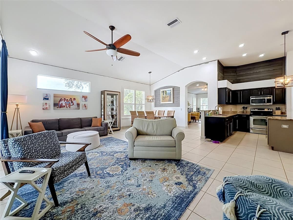 5846 BENT GRASS DRIVE — photo 9 of 28