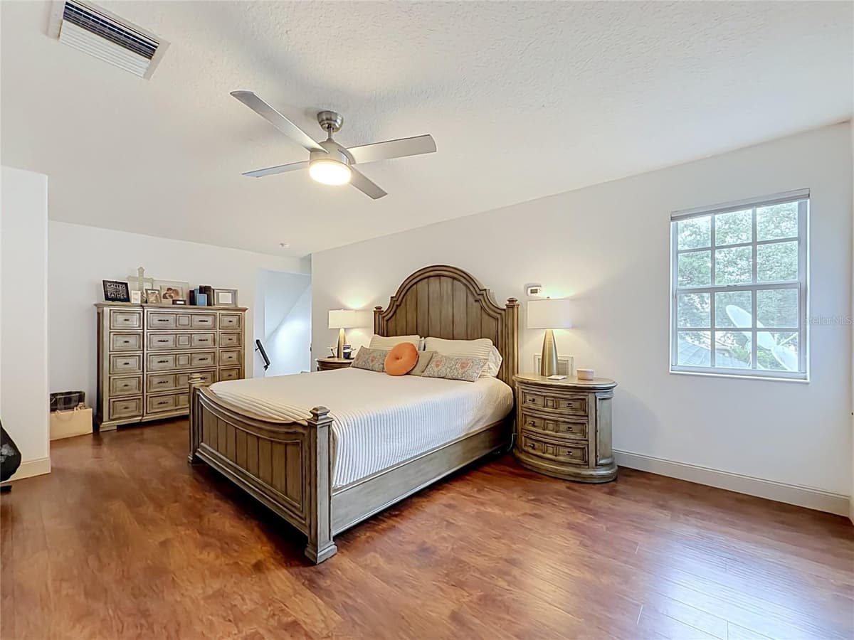 5846 BENT GRASS DRIVE — photo 16 of 28