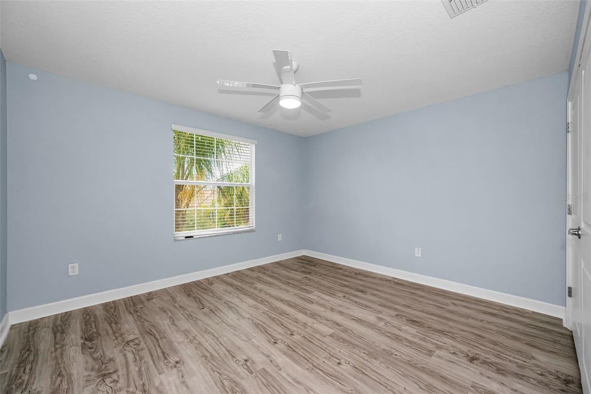 11923 CINNAMON FERN DRIVE — photo 47 of 83