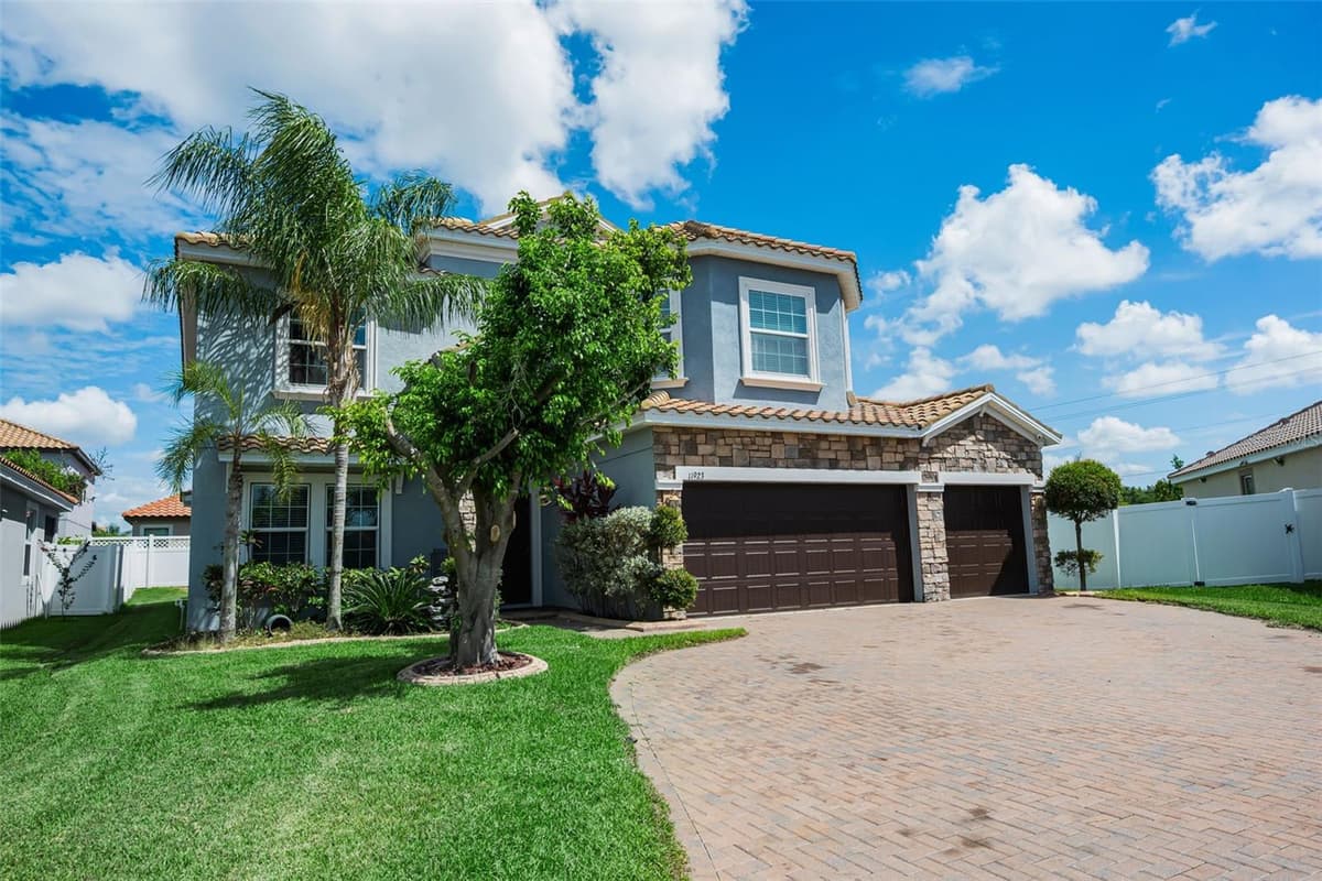 11923 CINNAMON FERN DRIVE — photo 7 of 83