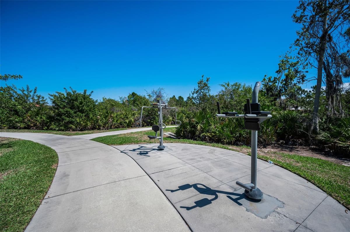 11923 CINNAMON FERN DRIVE — photo 83 of 83