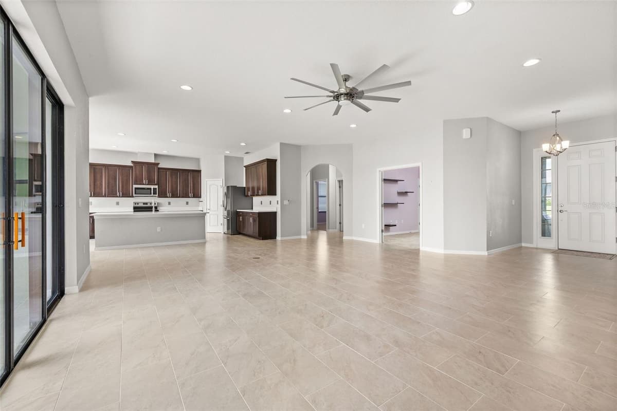 473 LAKE VIEW WAY — photo 9 of 69