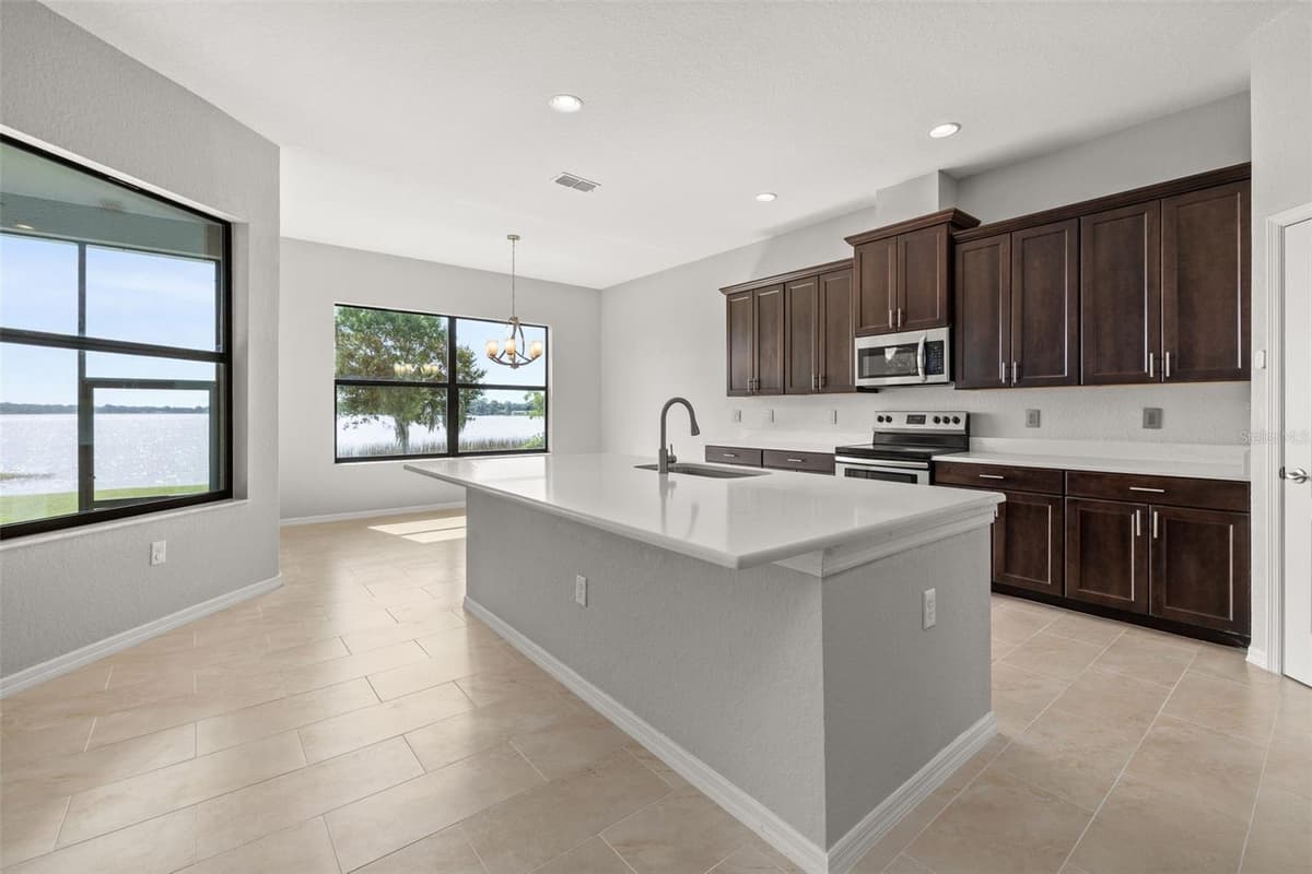 473 LAKE VIEW WAY — photo 23 of 69