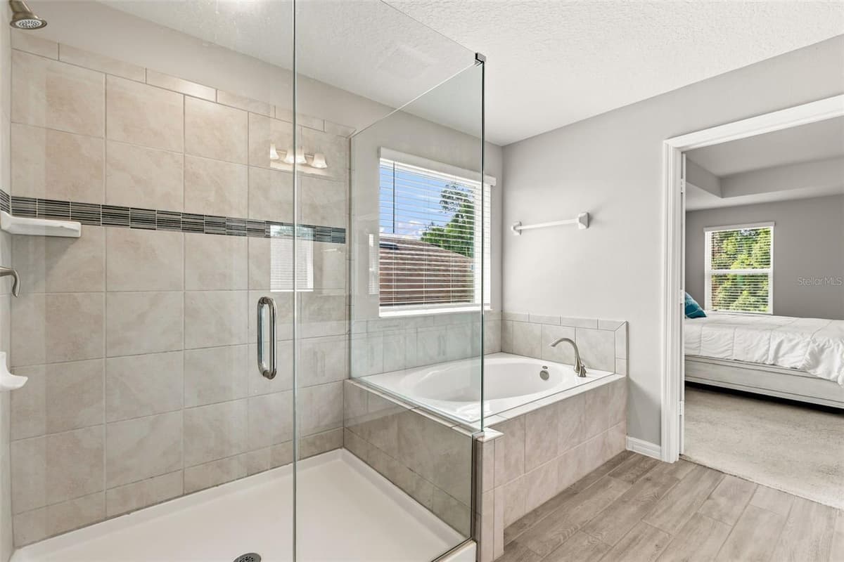 8840 LAKE HALL LANE — photo 27 of 35