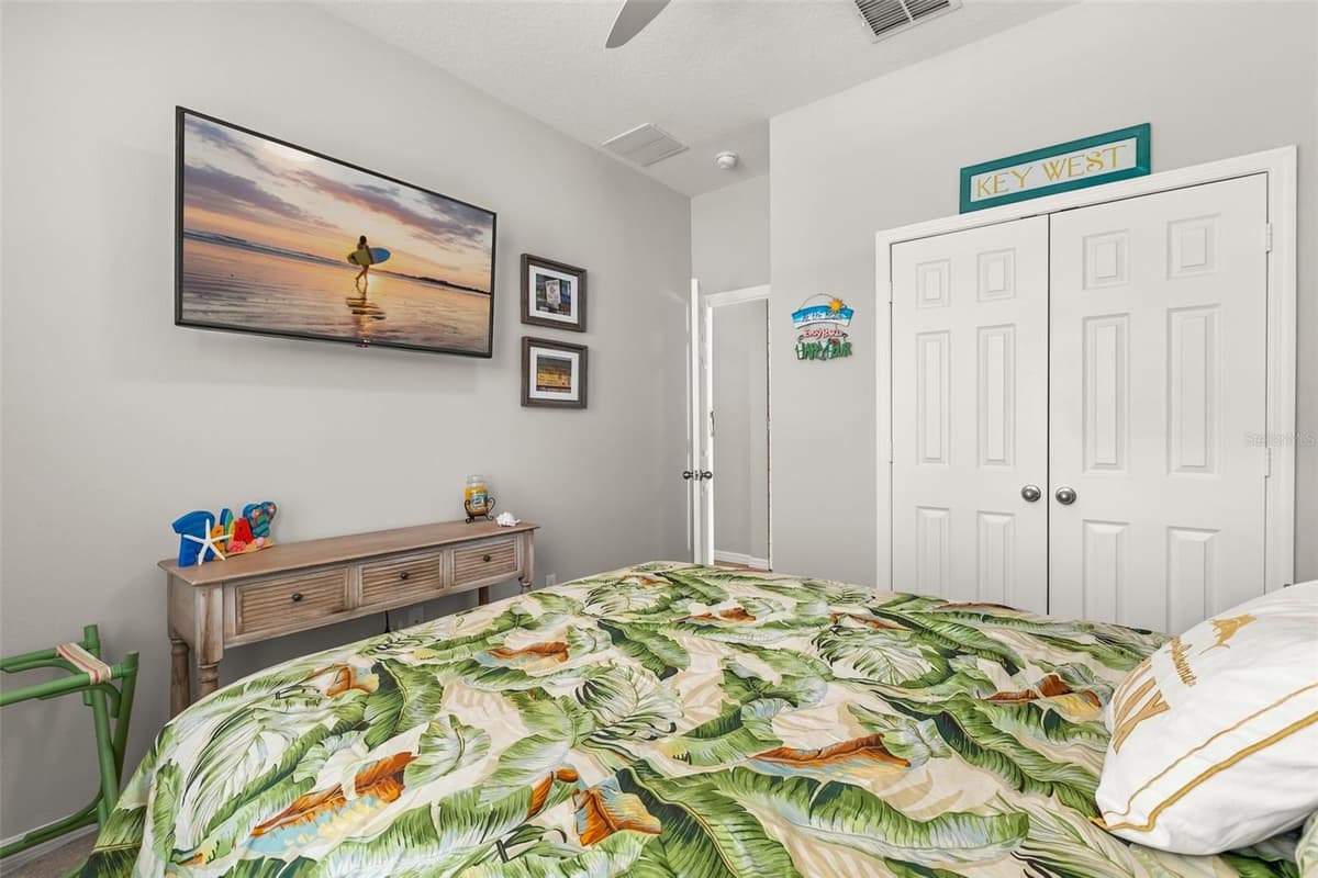 8840 LAKE HALL LANE — photo 14 of 35
